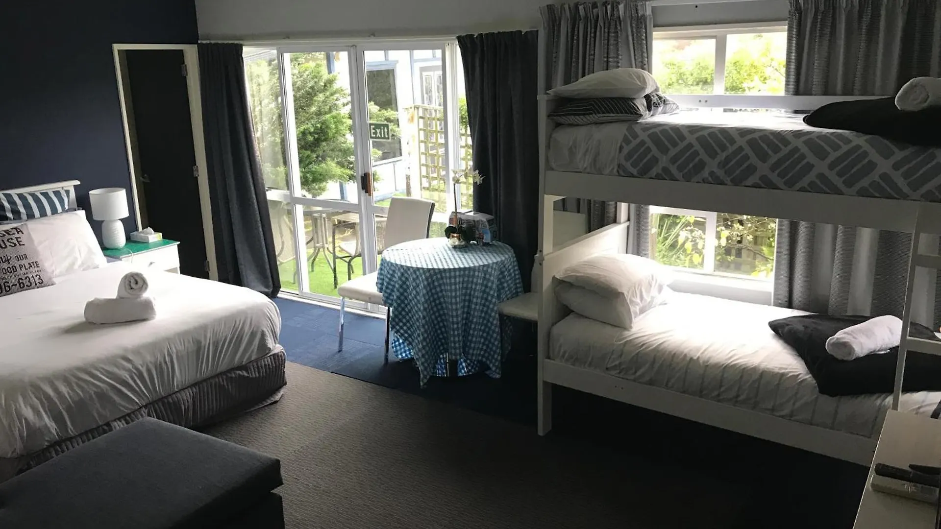 Guest house Sandy Feet Accommodation Christchurch