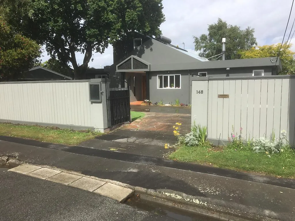 Guest house Sandy Feet Accommodation Christchurch